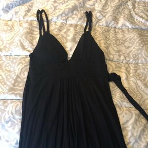 Guess brand mini dress. Black-M